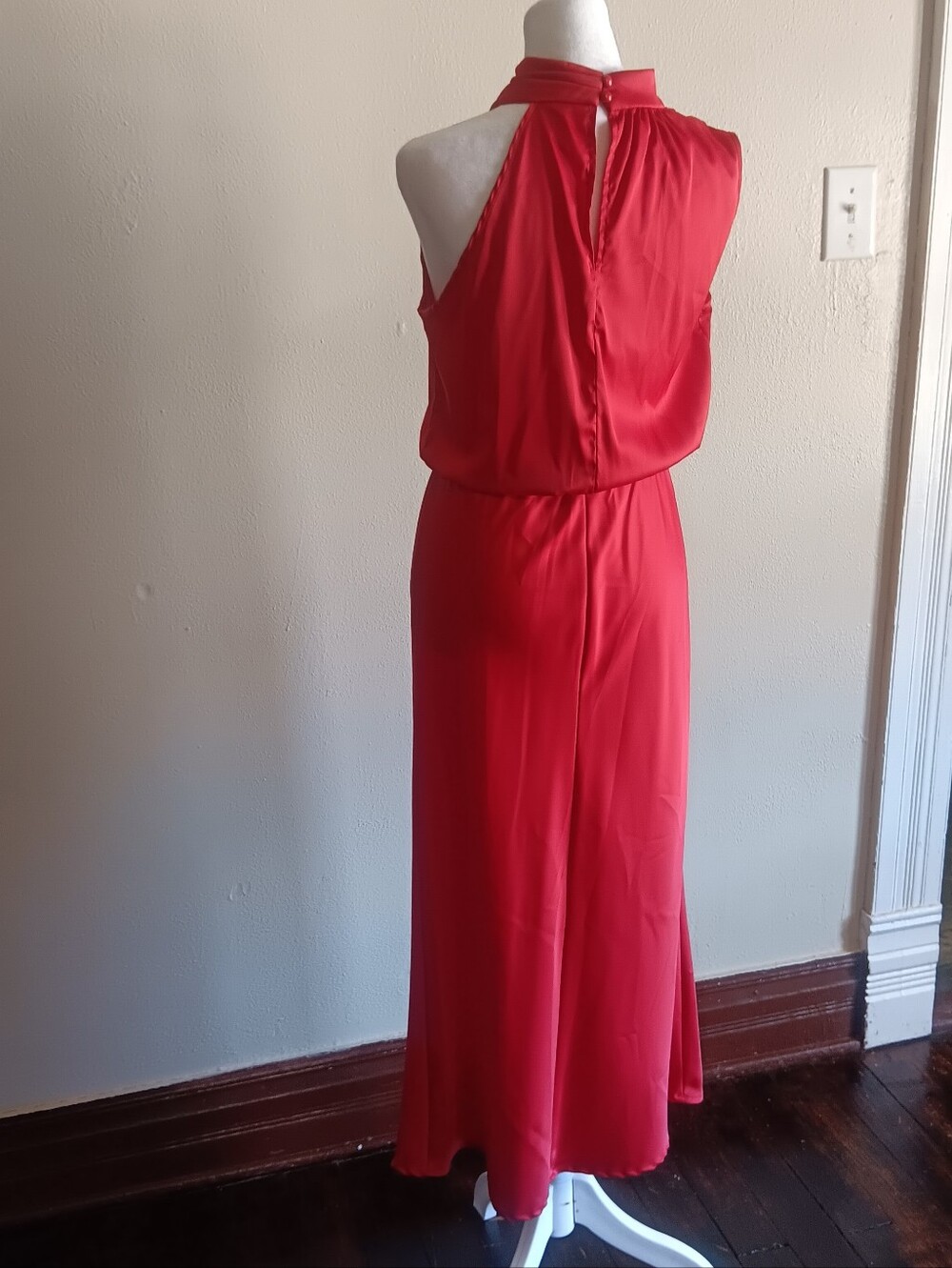 BTFBM Silky Sexy Red Halter Maxi Dress Size Small, Eladtic Waist, Cold Shoulder - Picture 6 of 8